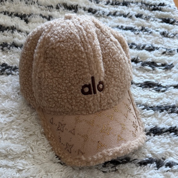 ALO Yoga Accessories - ALO Yoga Tan Sherpa Baseball Cap with Gold Accent